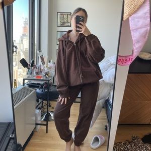 Brandy melville brown sweatpants/ zip up set